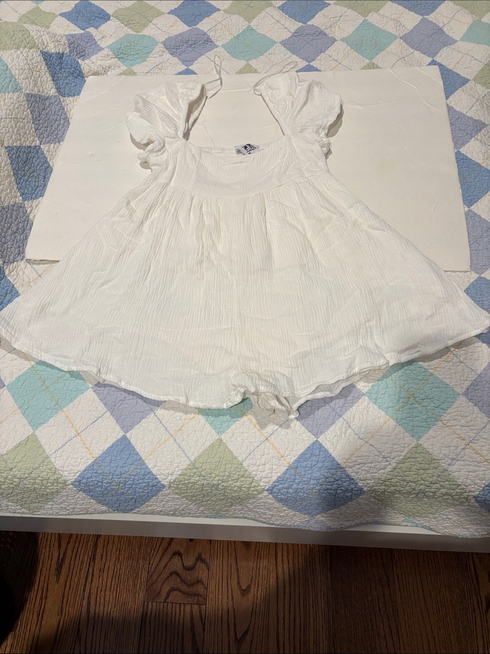 Princess Polly White Ruffle Sleeve Textured Romper (NWOT)